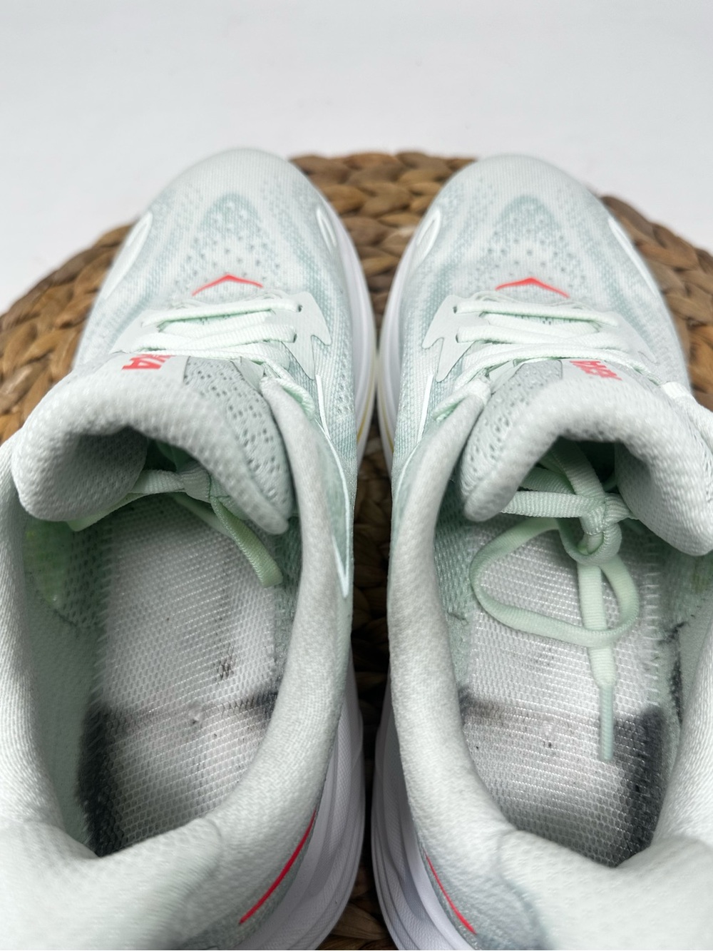 Hoka Women's Clifton 10 - Picture 8 of 10
